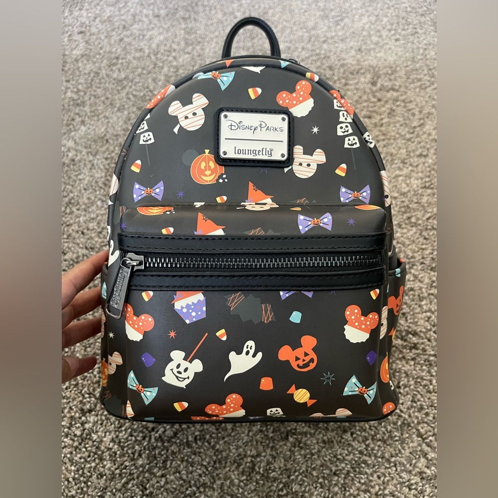 NWT Disney Parks Halloween 2020 Loungefly Mickey Tricks & Treats Snack Backpack